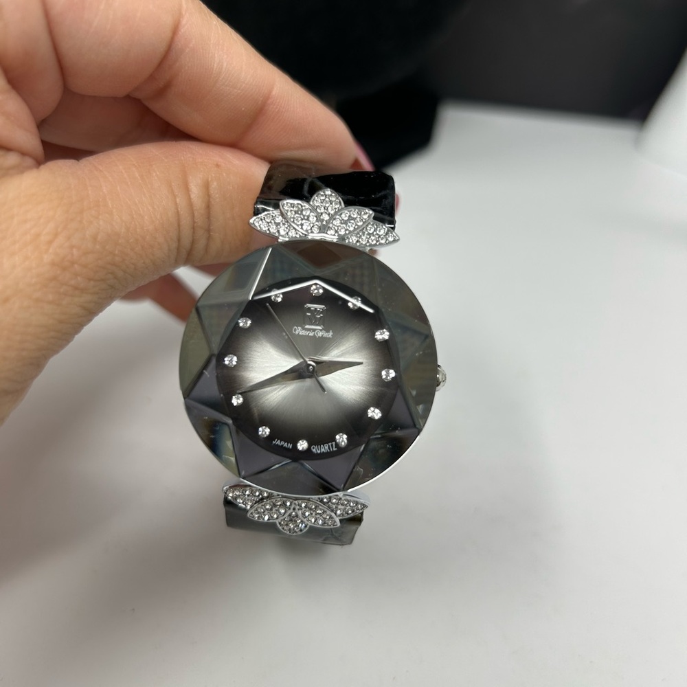 Victoria Wieck watch new